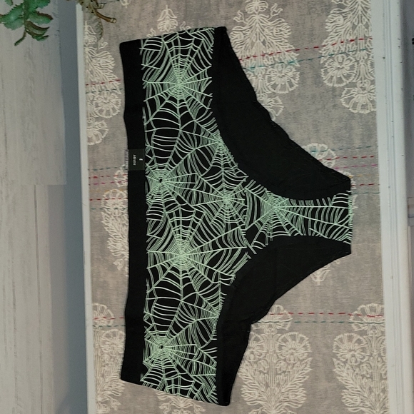 NWT | Torrid Cotton Mid-Rise Cheeky Panty | Size 2 - Picture 3 of 5